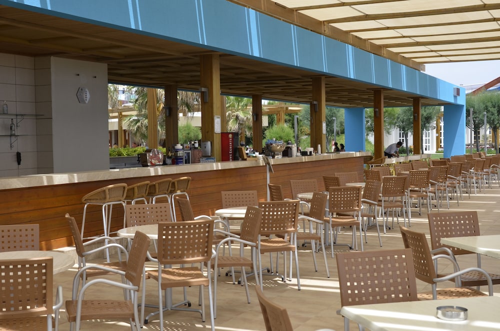 Baia Hotel Lara 54/75