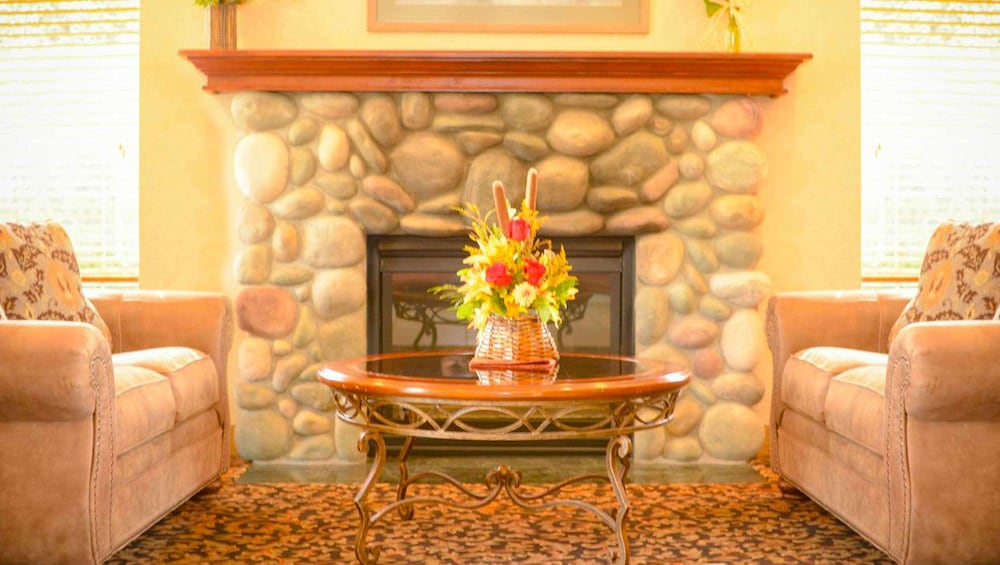 Clatskanie River Inn 31/49