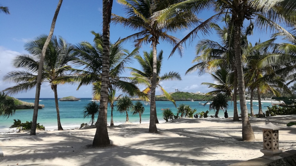Sun Palm Beach Resort 40/50