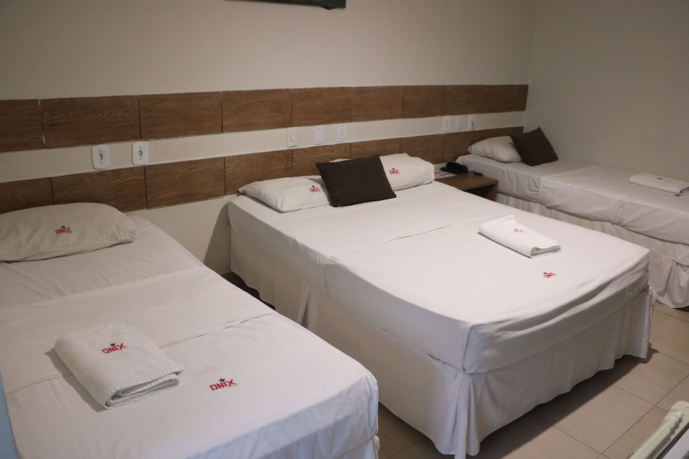 ROOM, QUADRUPLE
