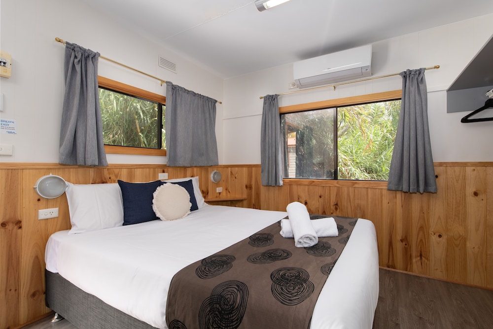 Adelaide Caravan Park 28/67
