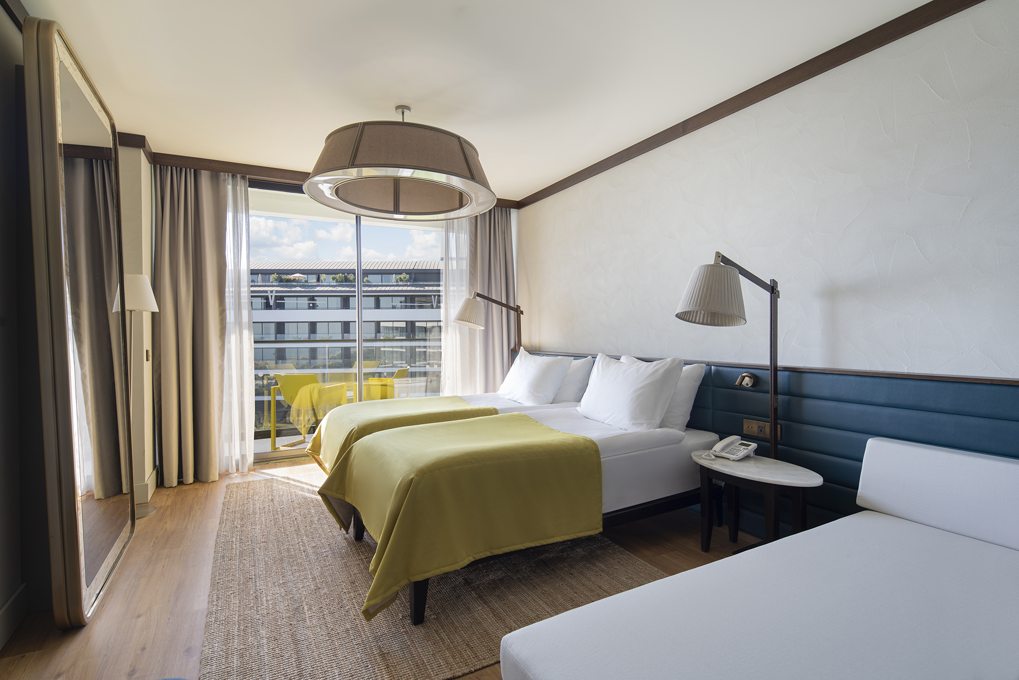 Room, Single, Double Bed, Side Sea View, Main Building