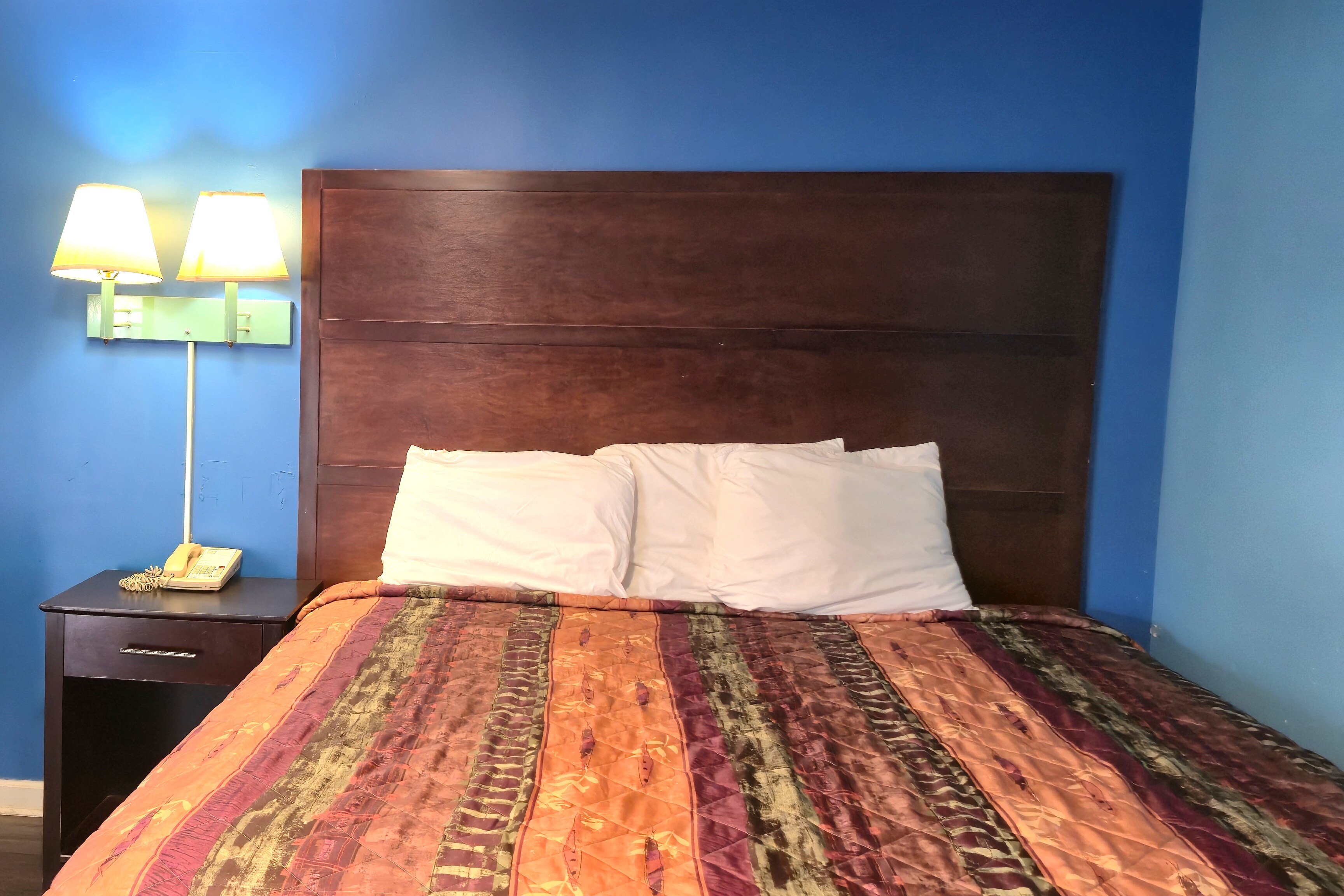 Holiday Motel by Belvilla Cleveland, TN 31/44