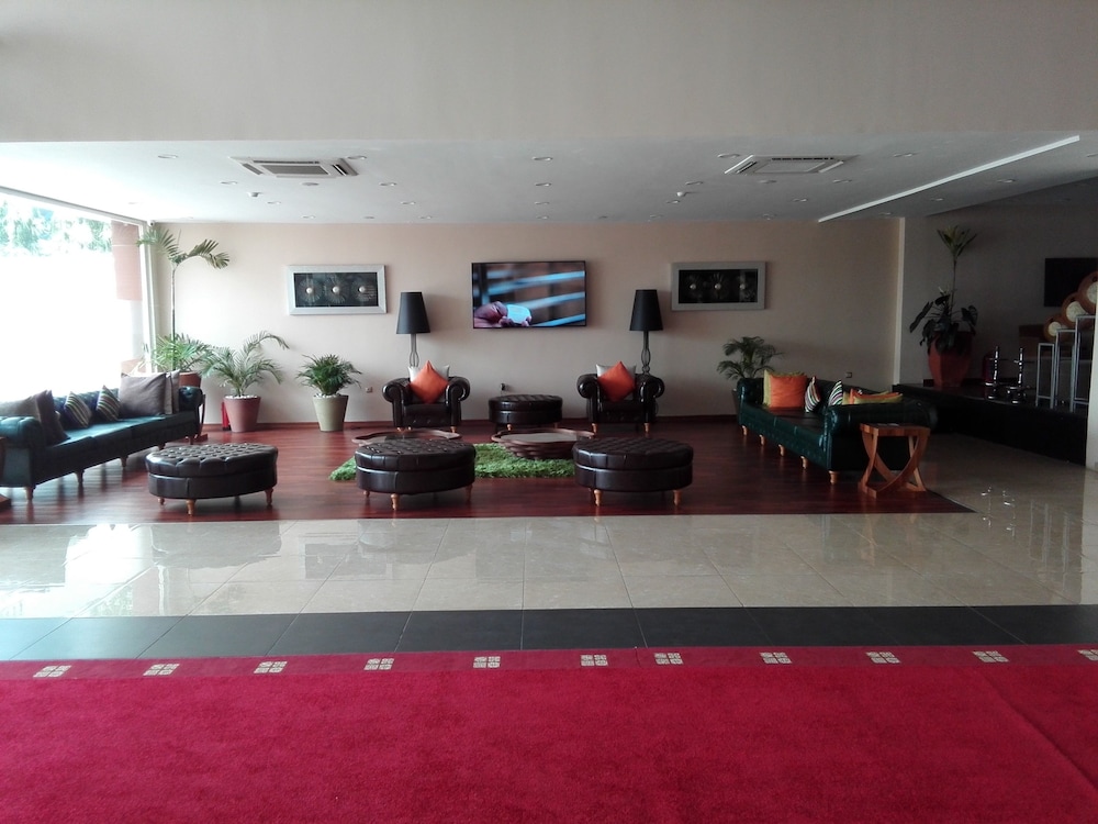 AH Hotel and Conference 35/50