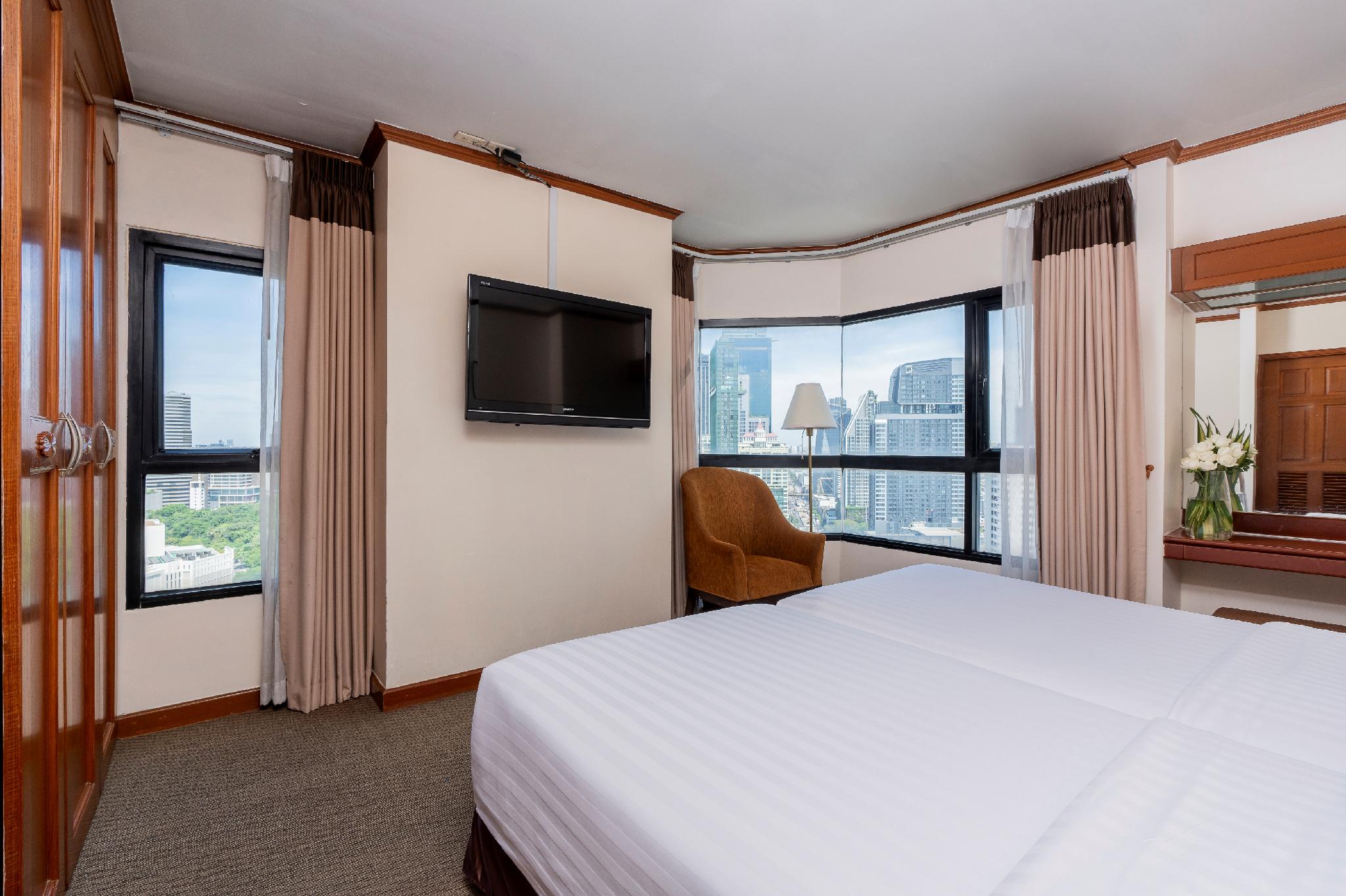 2 Bedrooms, Deluxe, Suite, Double and Twin Beds
