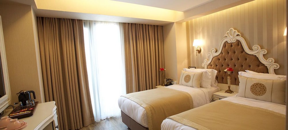 ANTHEMIS HOTEL 37/71