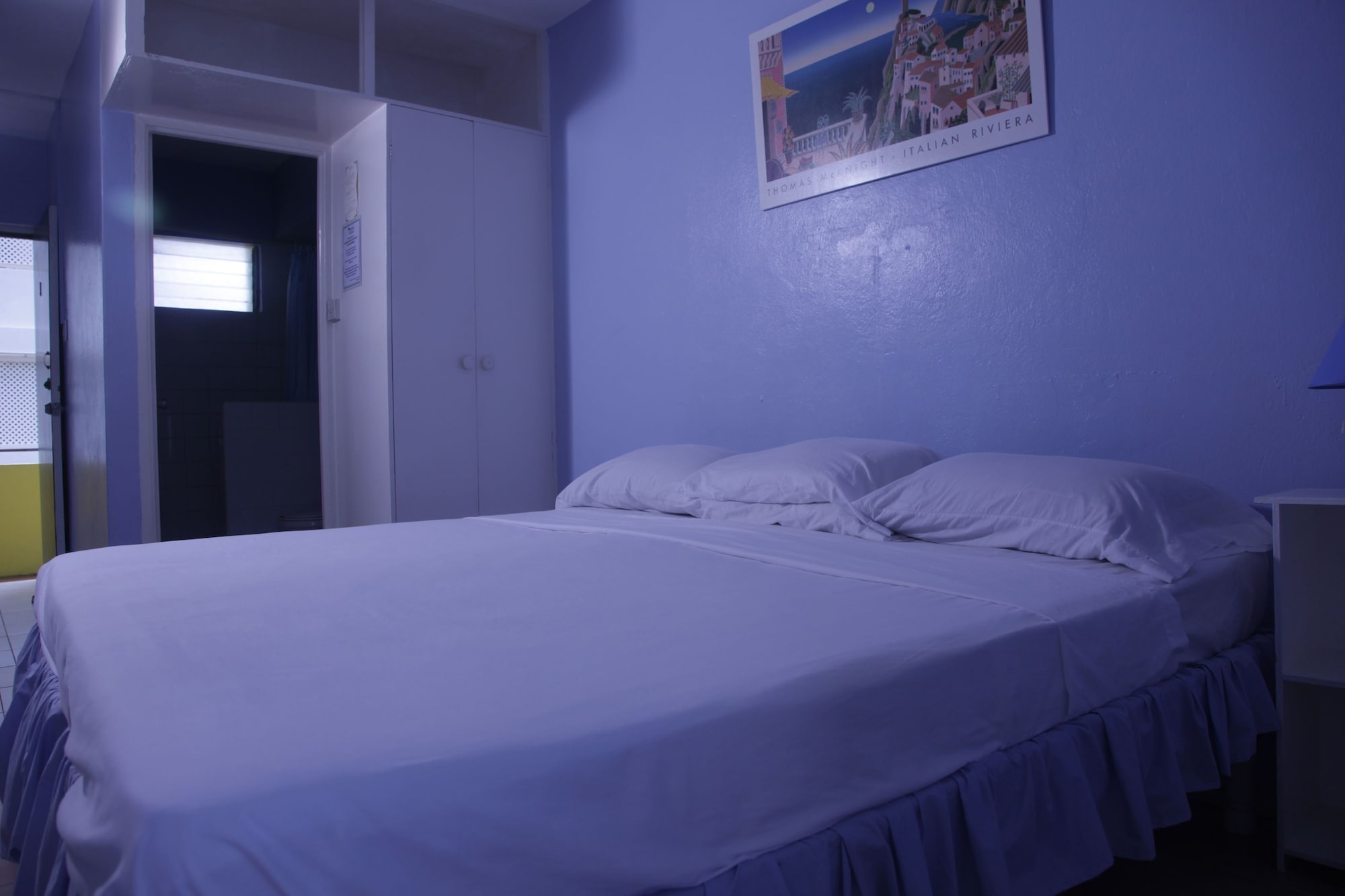 Studio, King Bed, Kitchenette