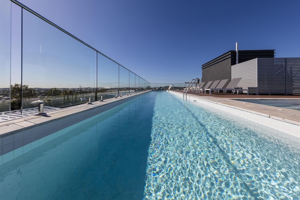 Oaks Brisbane Woolloongabba Suites 68/73