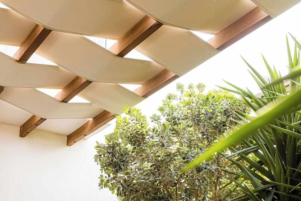 Coral Apartments in IERAPETRA