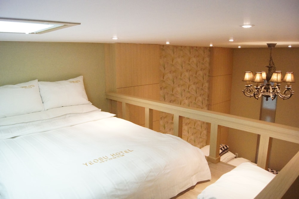 SUITE, VILLA