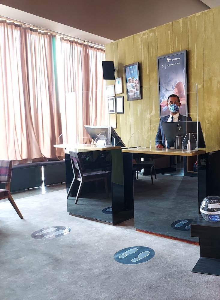 Radisson Blu Hotel Marrakech Carre Eden 70/73