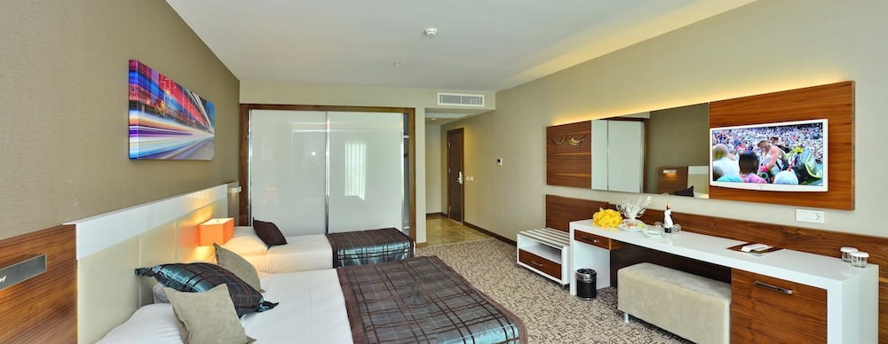 White City Resort 60/80