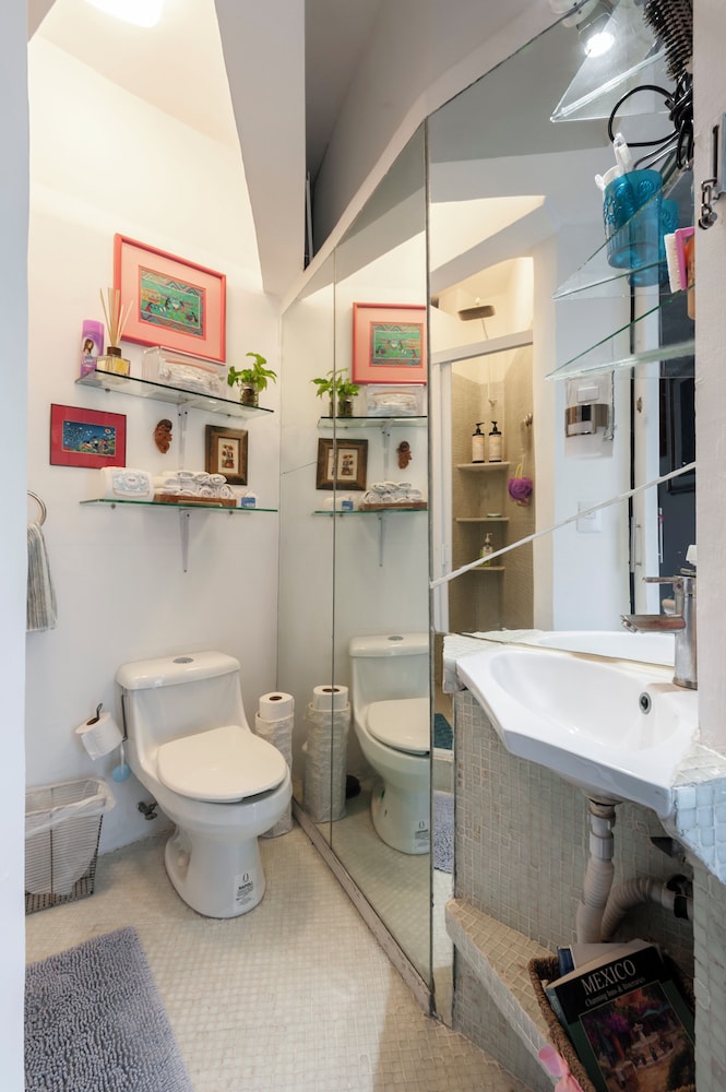 Family, Queen Bed, Pet Friendly, Bathtub, Casa ITZAE B&B 4/7