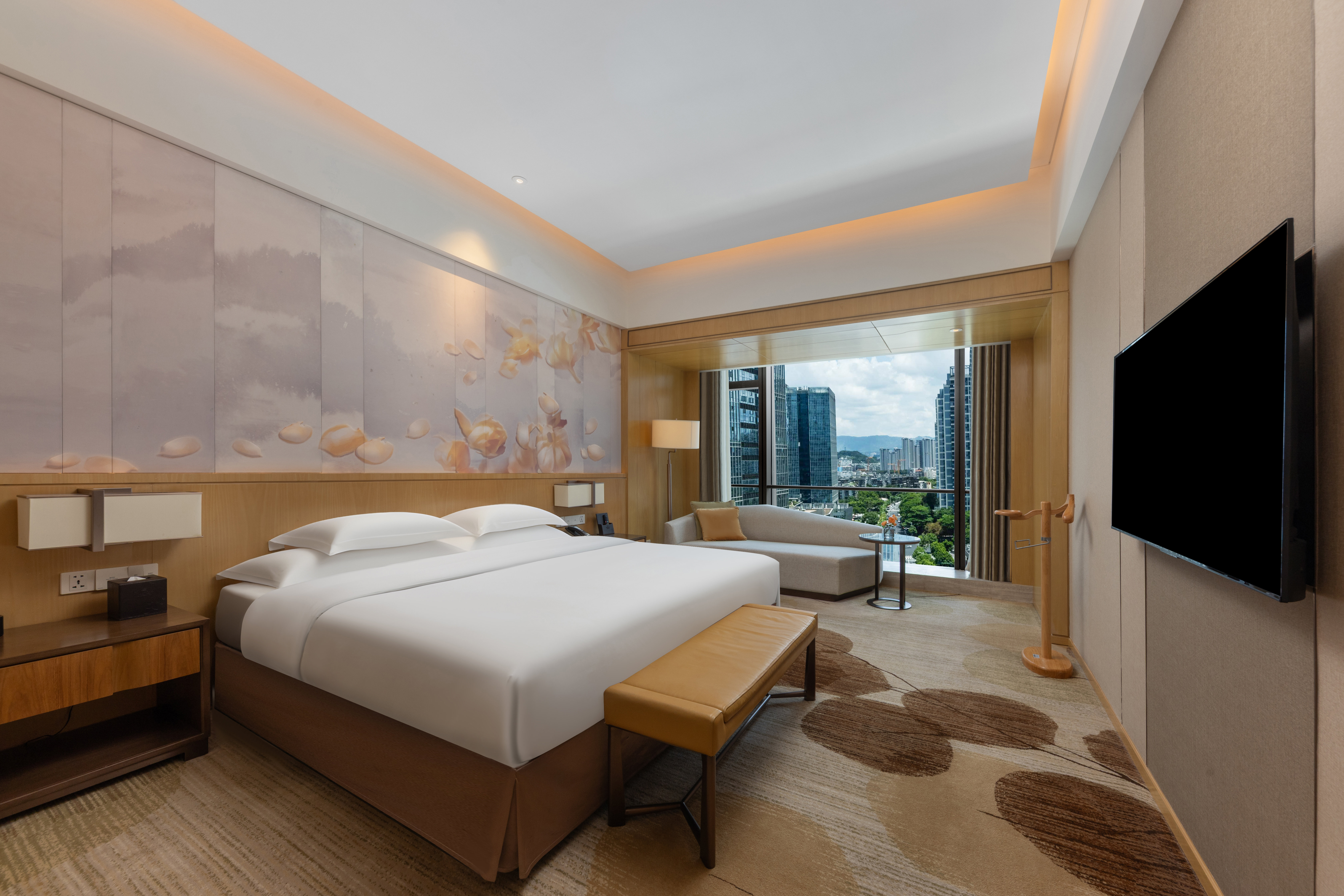 Plaza, Crowne, Superior, Suite