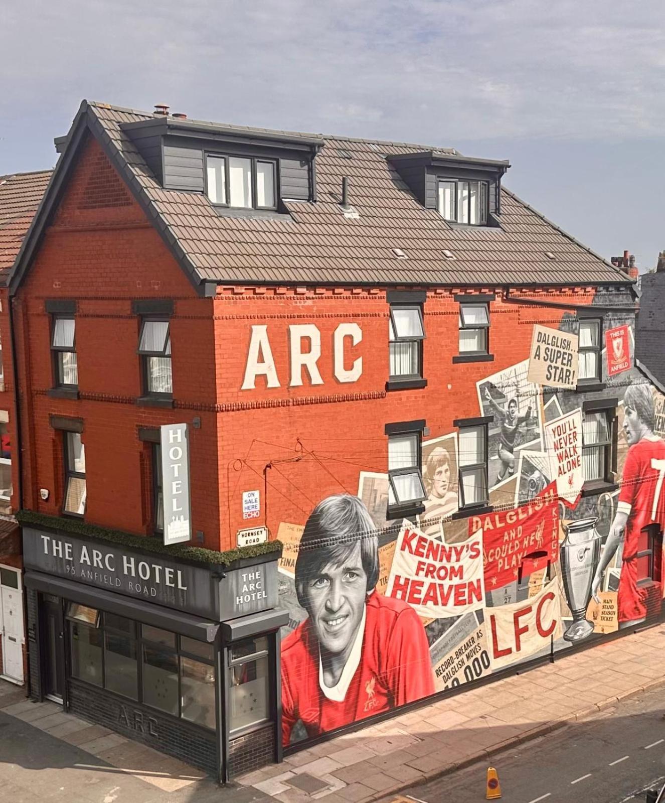 The ARC Hotel 2/37