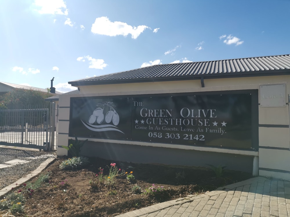 The Green Olive Guesthouse 2/42
