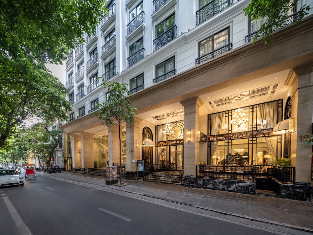 Grand Hotel du LAC Hanoi 41/50