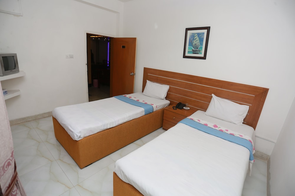 STANDARD, DOUBLE OR TWIN BED