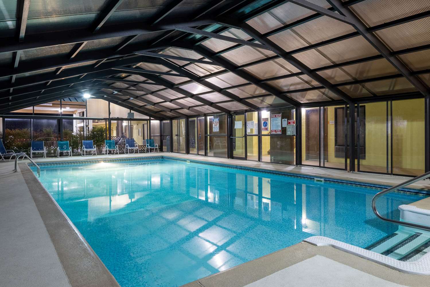 Days Inn by Wyndham Murphy 26/45
