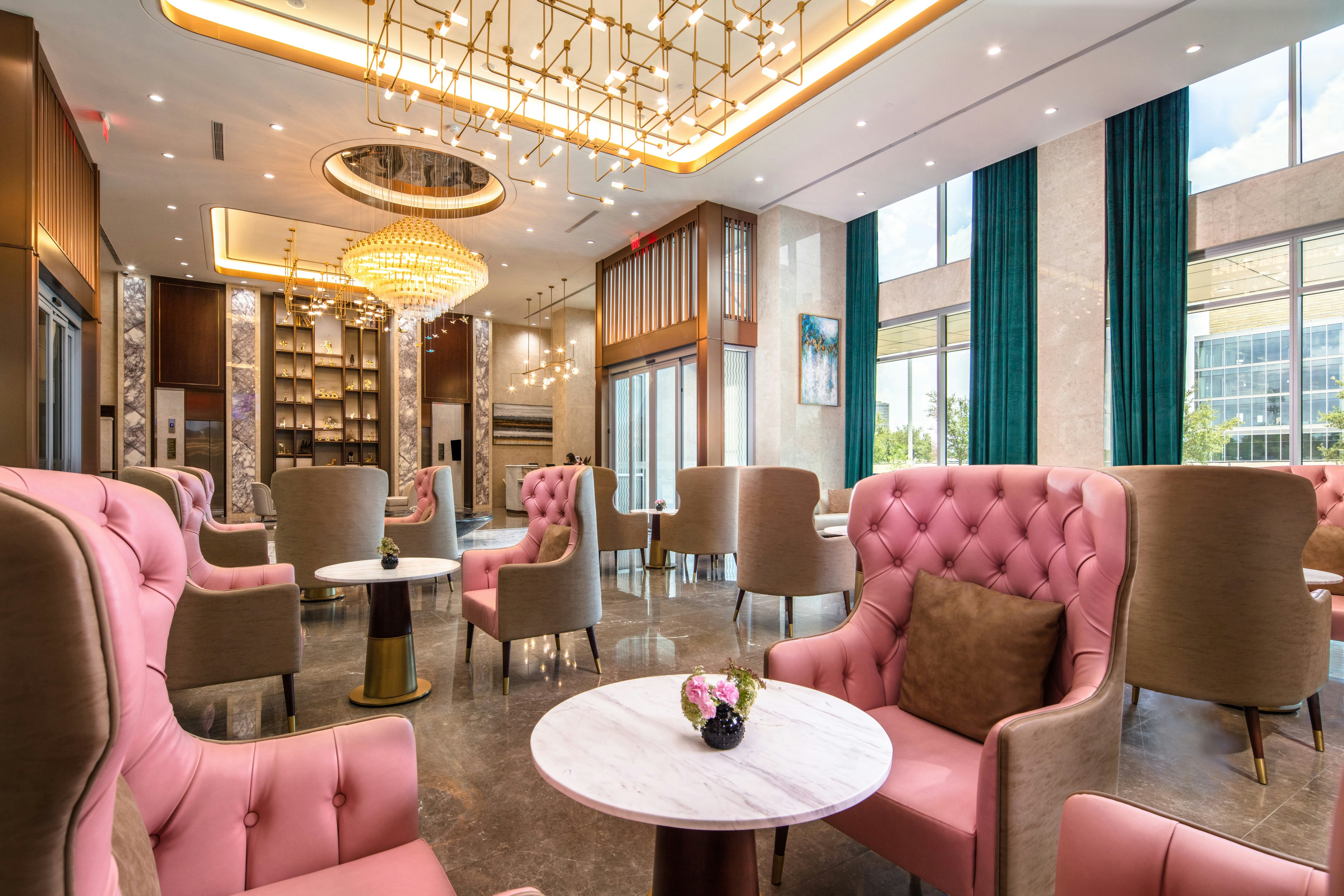 Blossom Hotel Houston, Curio Collection by Hilton 17/36