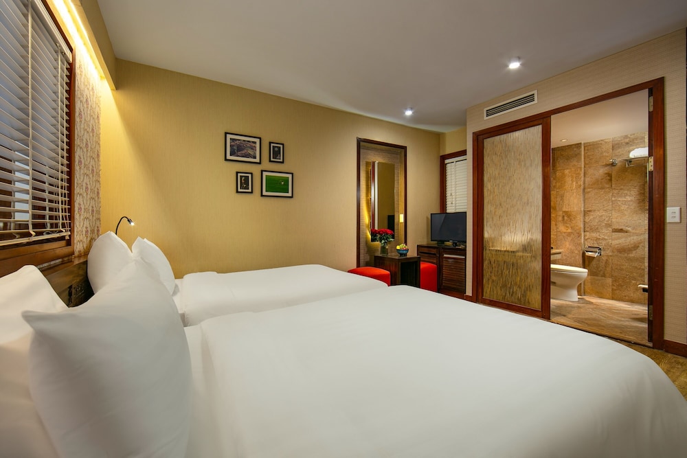Oriental Suites Hotel And Spa 13/50
