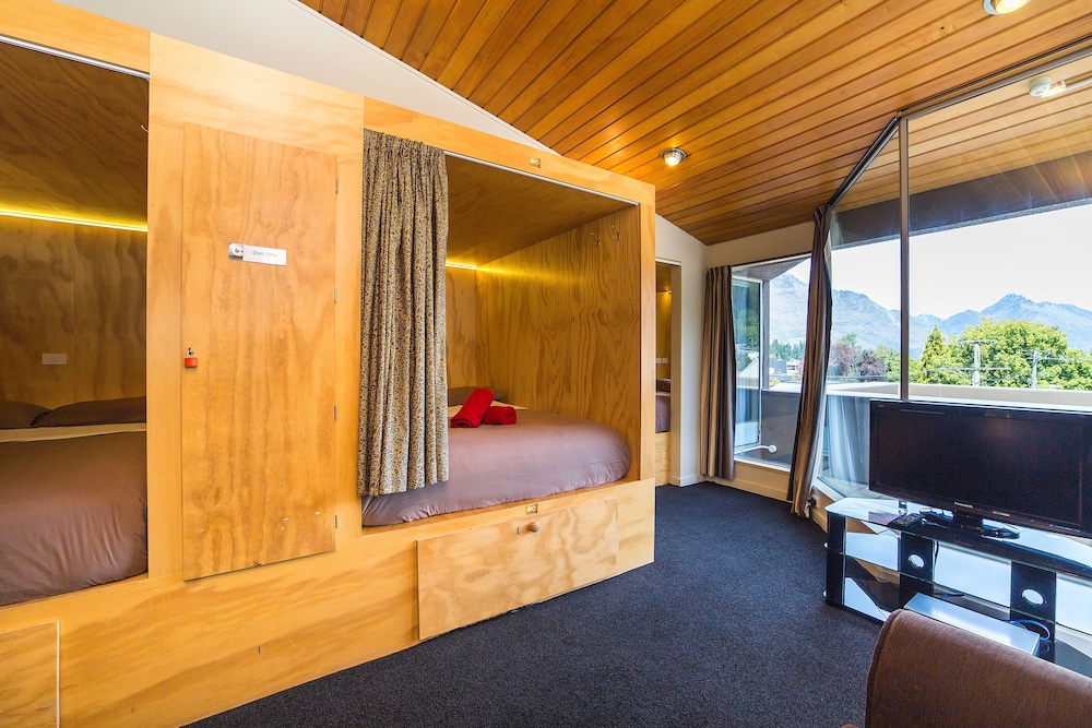 Tahuna Pod Hostel 26/50