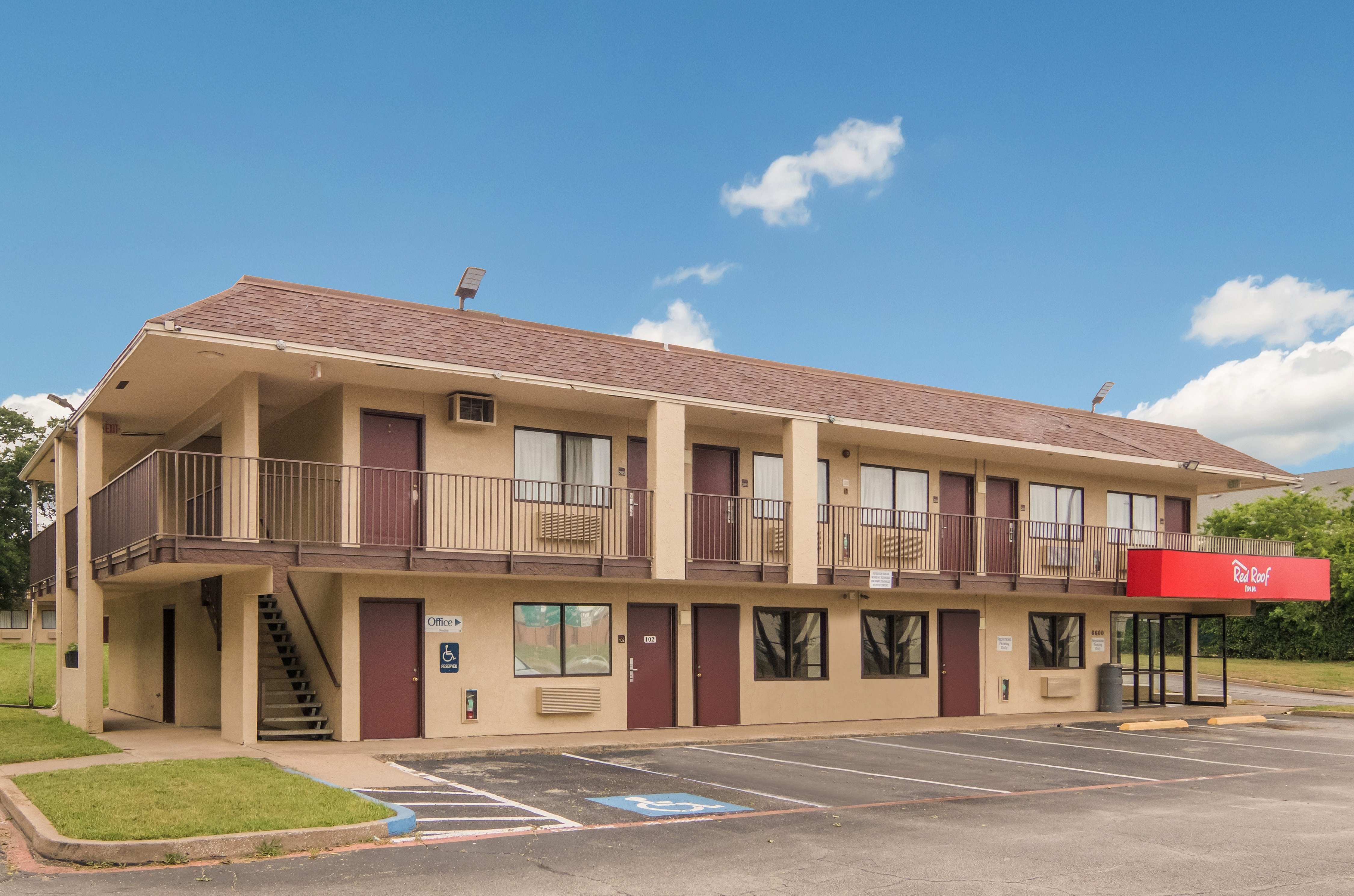 Red Roof Inn Fort Worth south 5/15