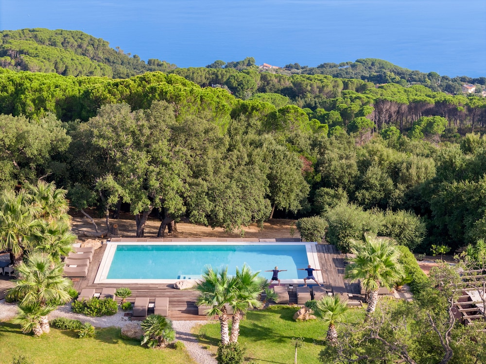 Vallegrande Nature Resort 55/63