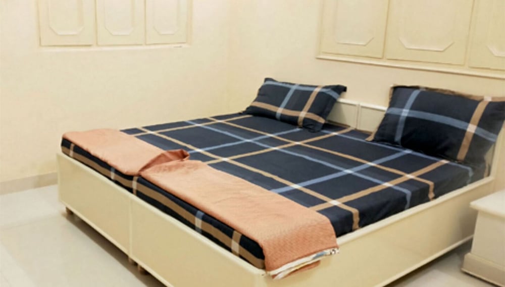Abode Homestay 14/30