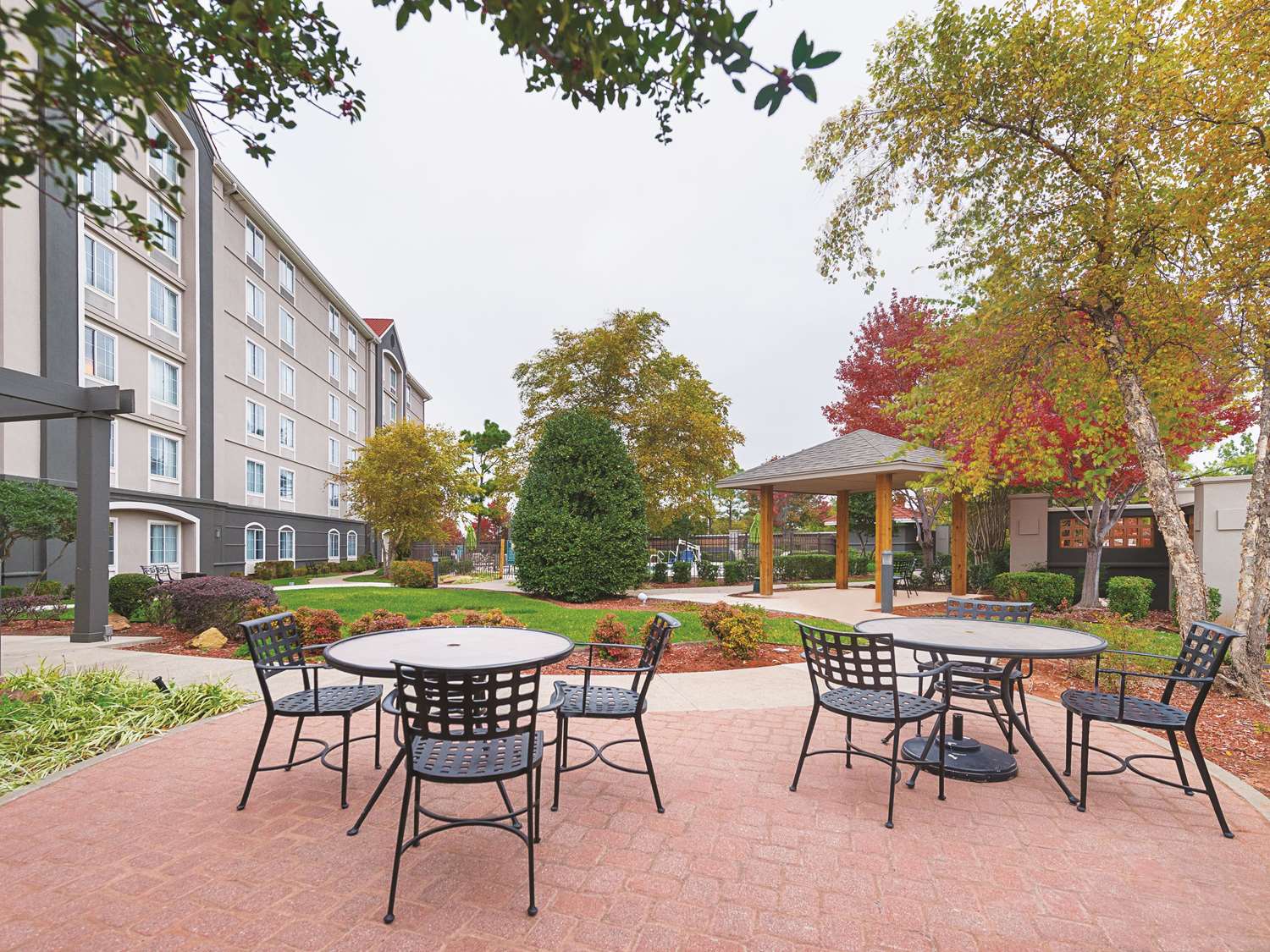 La Quinta Inn Suites Oklahoma City Nw Expwy 37/47