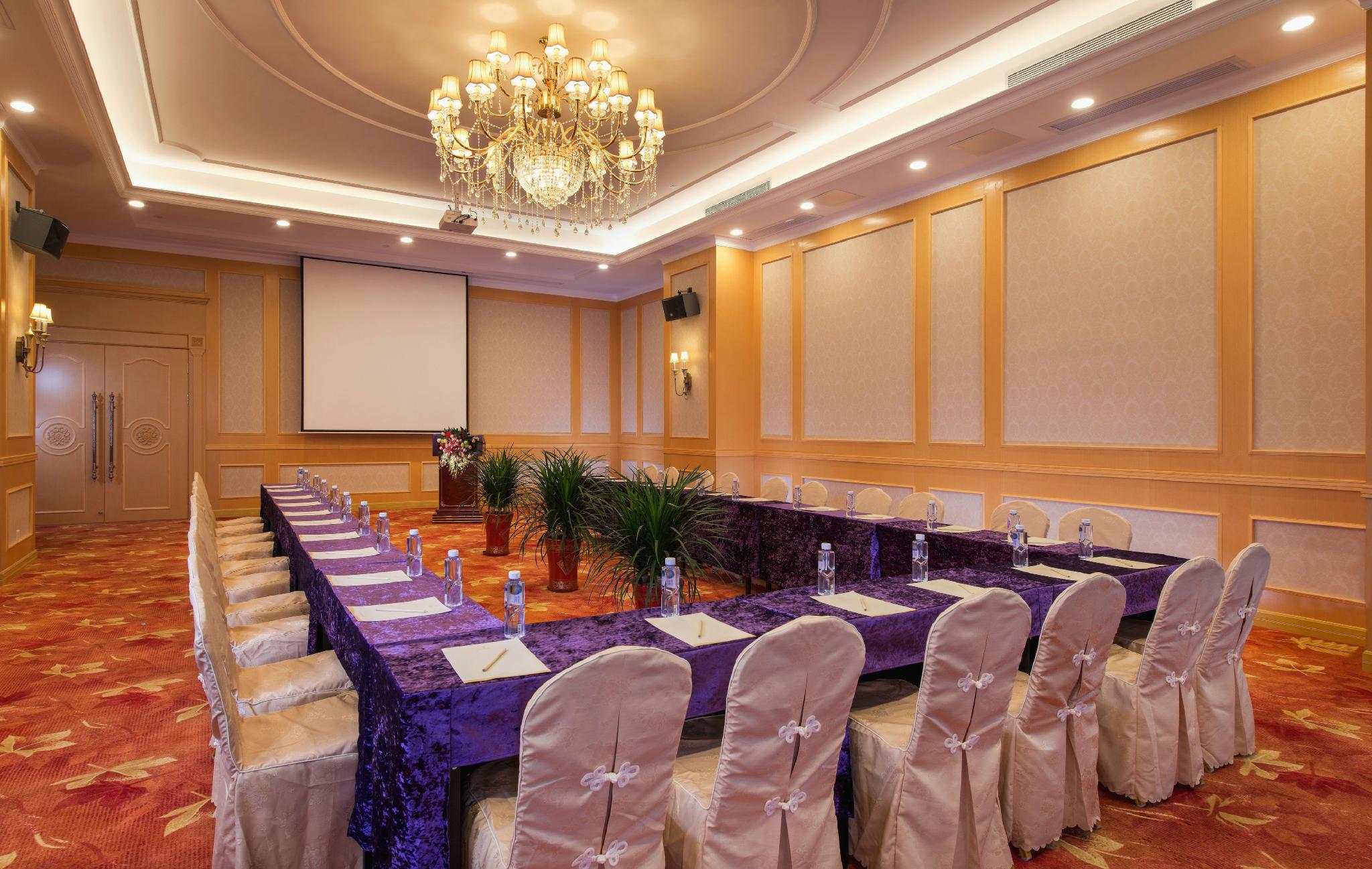 Vienna Hotel(Shenzhen Yanchuan Road Branch) 33/35