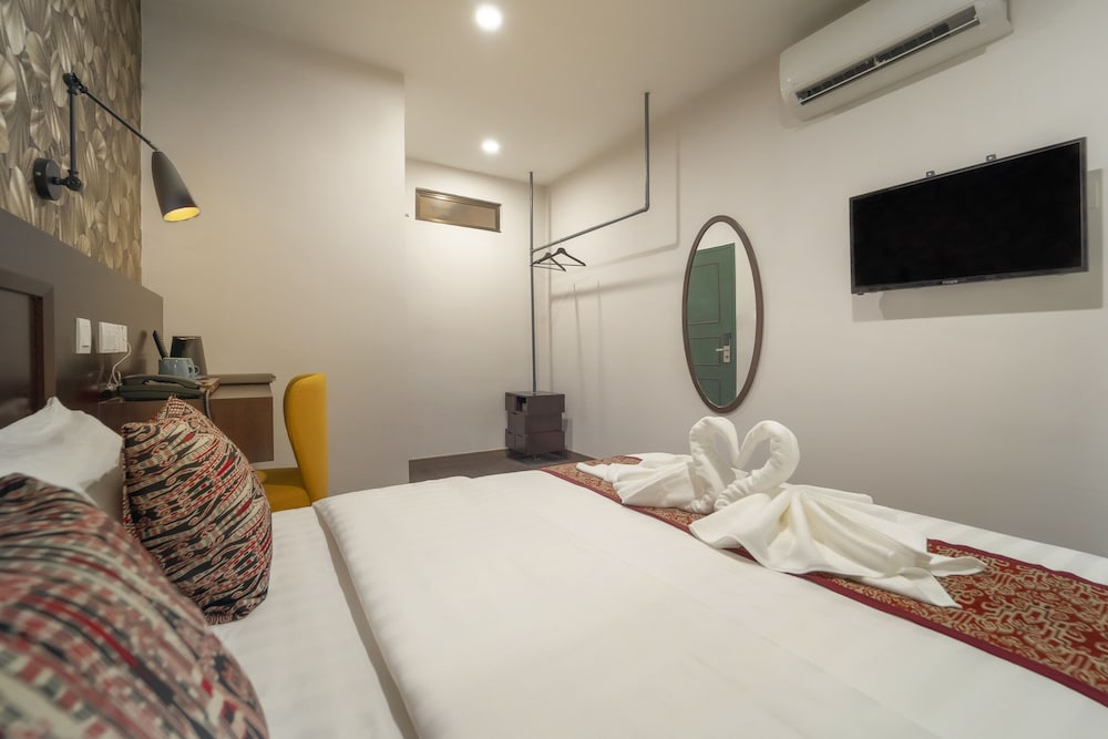 East Riverine Boutique Hotel 17/45