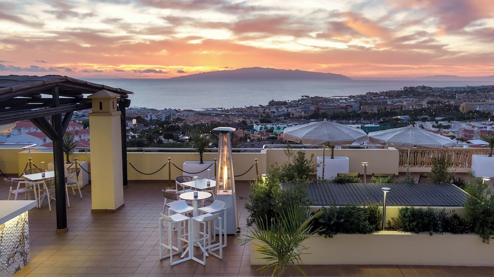 Ramada Residences by Wyndham Tenerife Costa Adeje 45/50