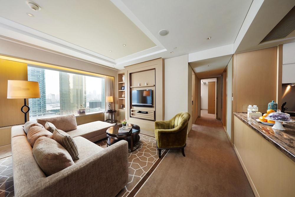 IFC Residence 21/32