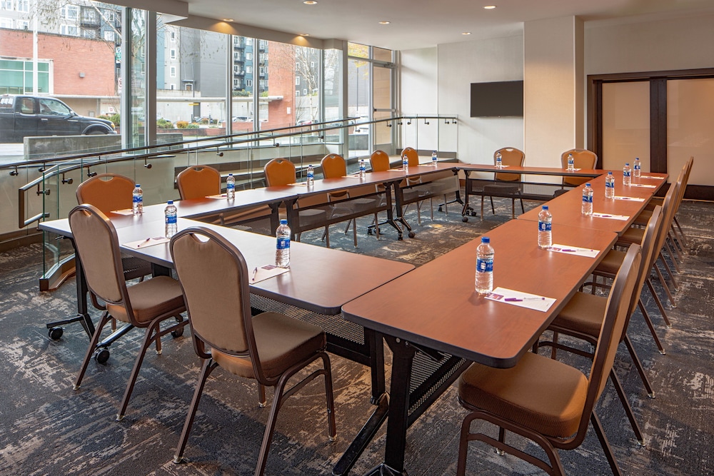 Hyatt Place Seattle Downtown 58/66