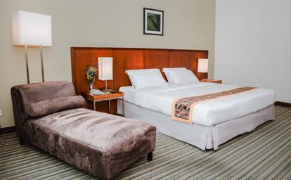 Deluxe, King Bed