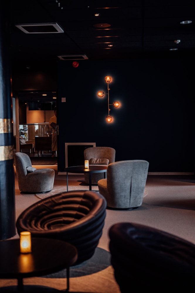 Vann Spa Hotel and Conference 30/50