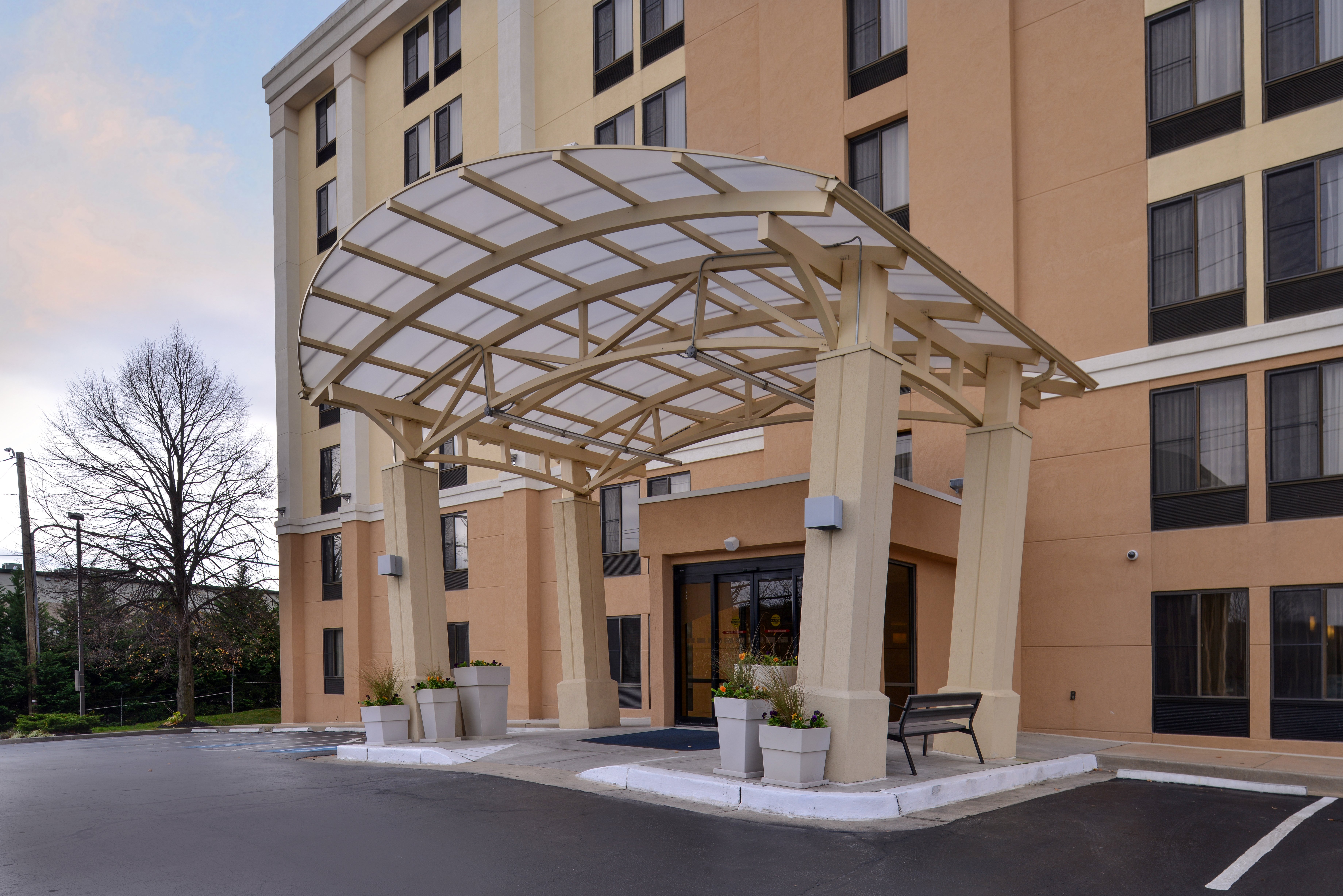 Holiday Inn Express Hunt Valley 44/45