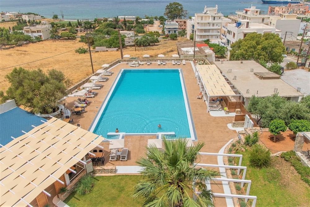Marmari Bay Hotel 8/56