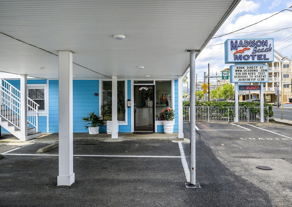 Madison Beach Motel 28/42