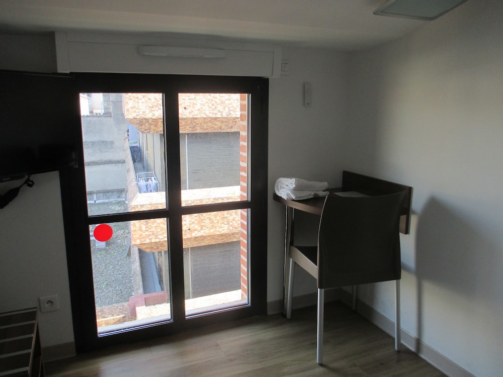 Hotel Le Pastel 5/48