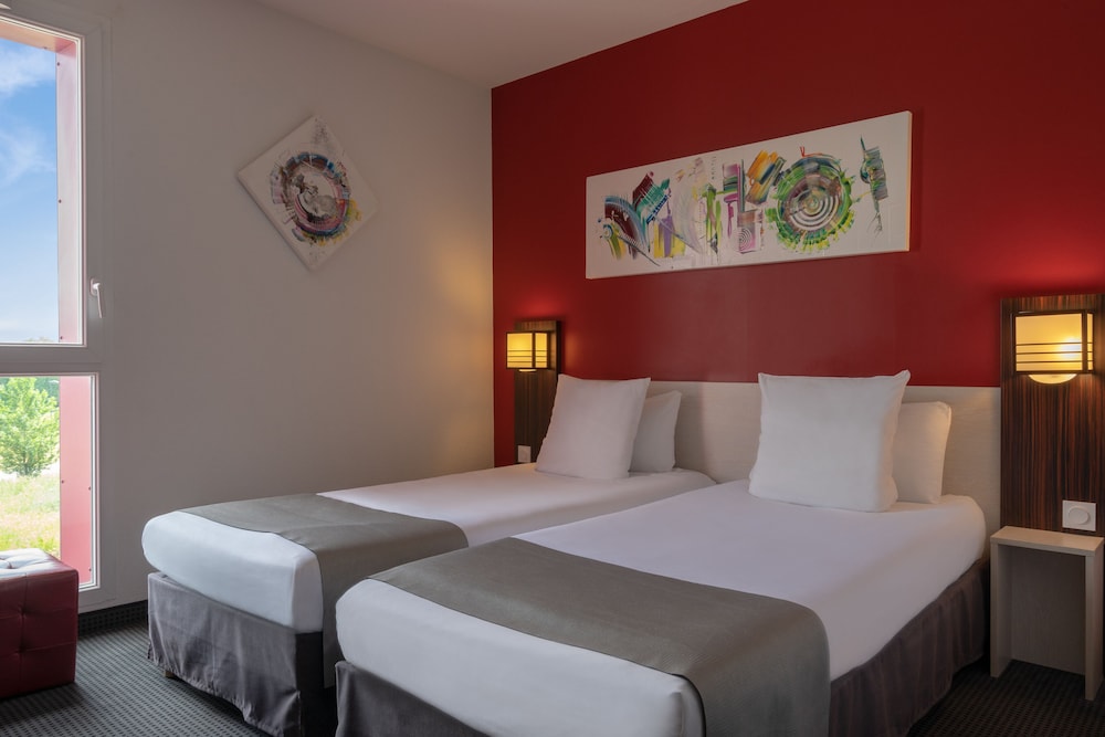 Hotel The Originals Carcassonne 13/50