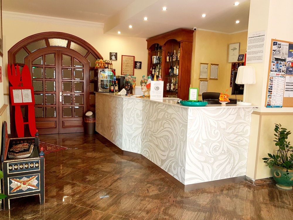 Lobby at Hotel Alexander, GIARDINI NAXOS