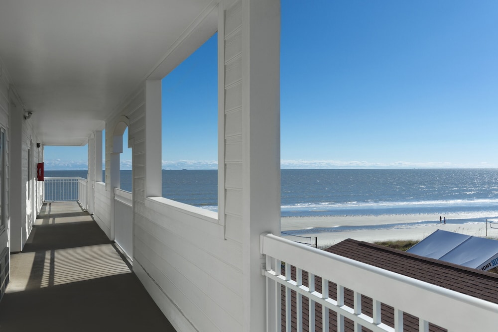 Seaside Inn Oceanfront 20/31
