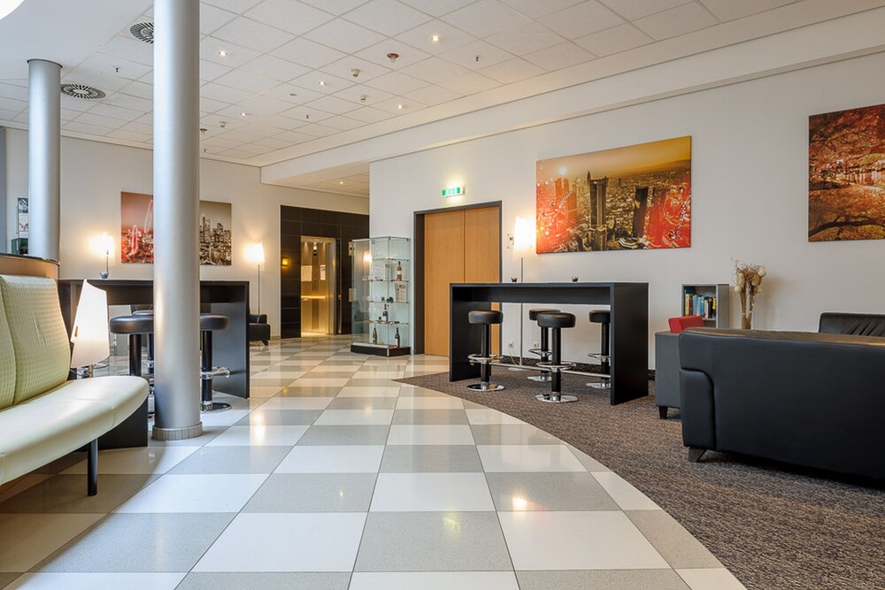 Mercure Hotel Frankfurt Eschborn Sued 7/36