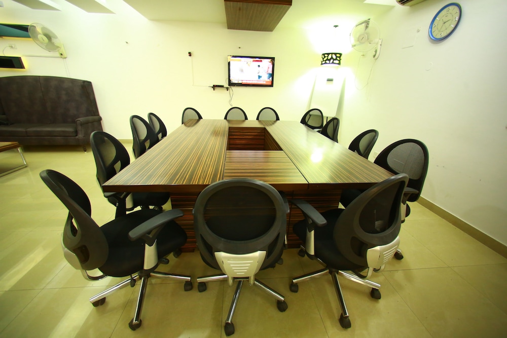 Sundeep Inn 34/46