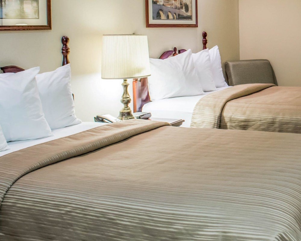 Quality Inn Goldsboro 9/36