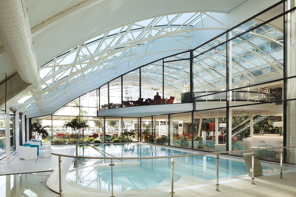 Oceania Paris Roissy Cdg 24/46