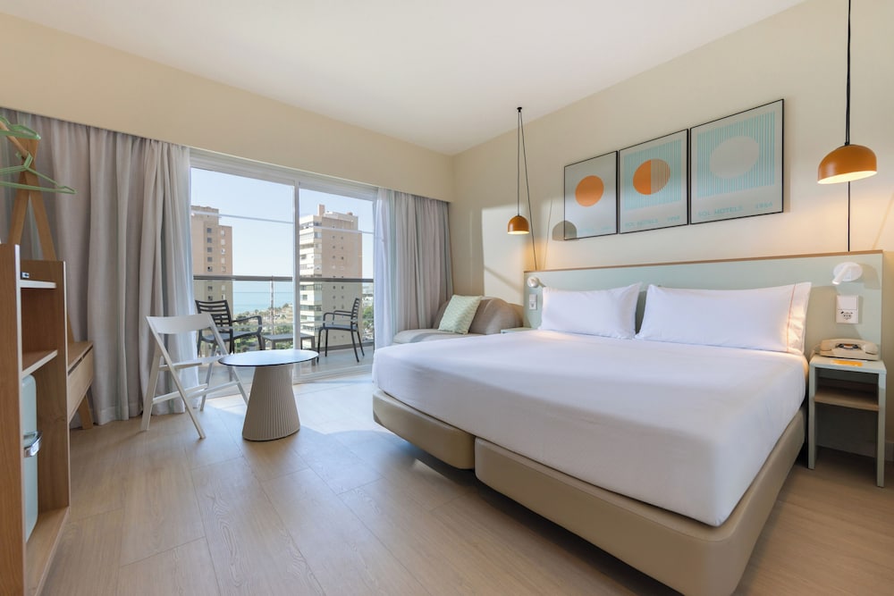 غرفة سوبيريور بسرير مزدوج، Sol Principe Hotel 2/8