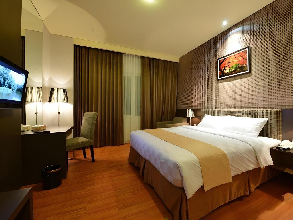 Wixel Hotel Kendari 5/33